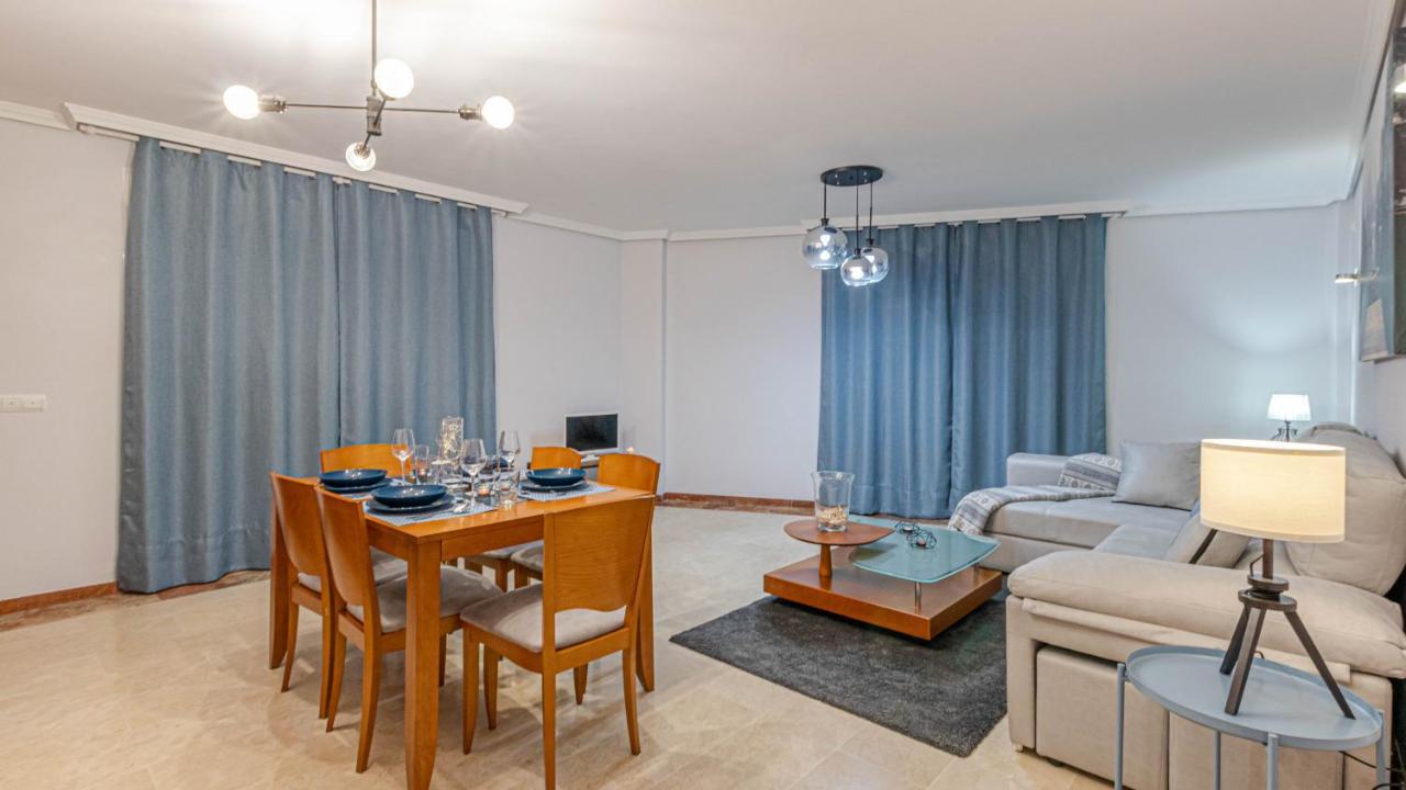 797 Holiday Rentals- Piso Con Amplia Terraza A Solo 1 Min De La Playa Benalmadena Luaran gambar