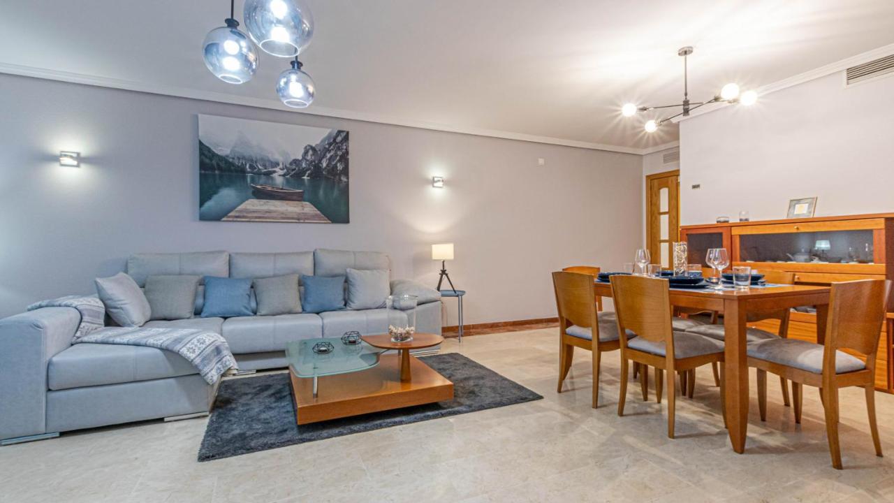 797 Holiday Rentals- Piso Con Amplia Terraza A Solo 1 Min De La Playa Benalmadena Luaran gambar