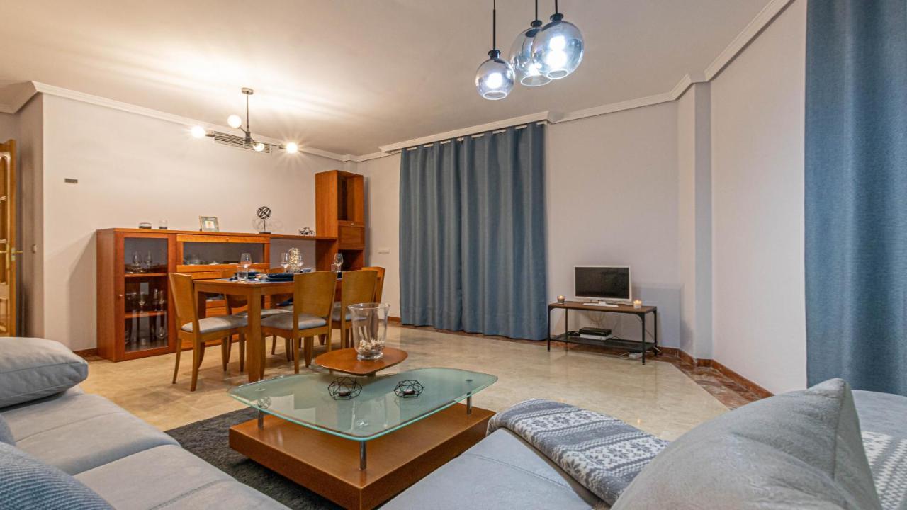 797 Holiday Rentals- Piso Con Amplia Terraza A Solo 1 Min De La Playa Benalmadena Luaran gambar